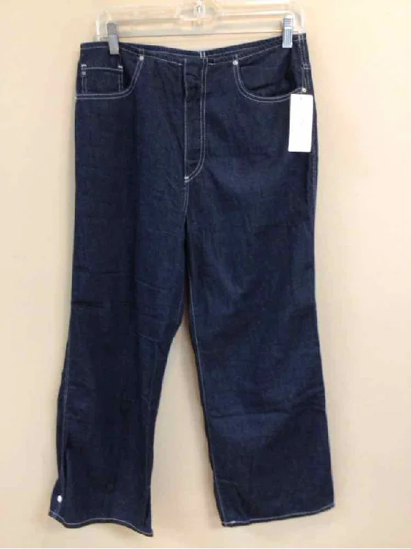 AG SIZE 30 Ladies PANTS